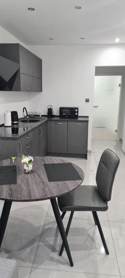 Apartman Julija 1 غييكا المظهر الخارجي الصورة