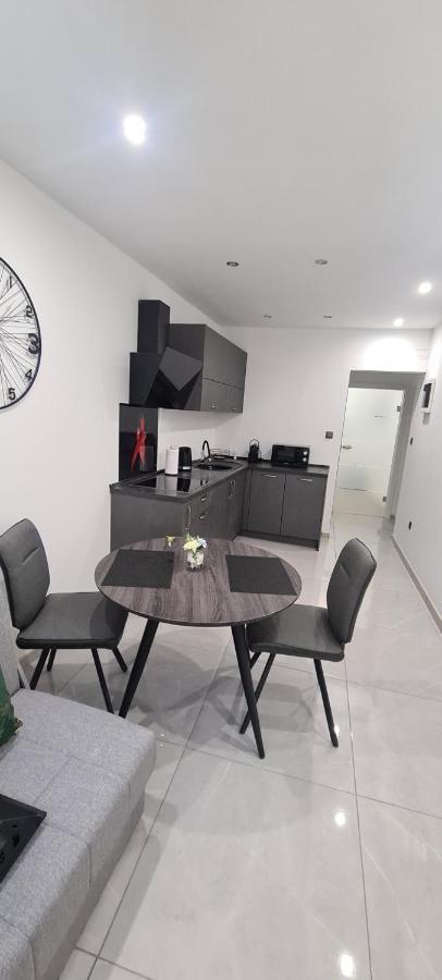 Apartman Julija 1 غييكا المظهر الخارجي الصورة